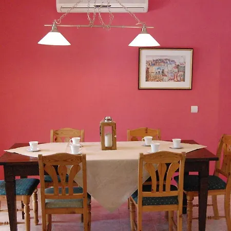 Casa Dos Amigos-cottage For 6 Persons